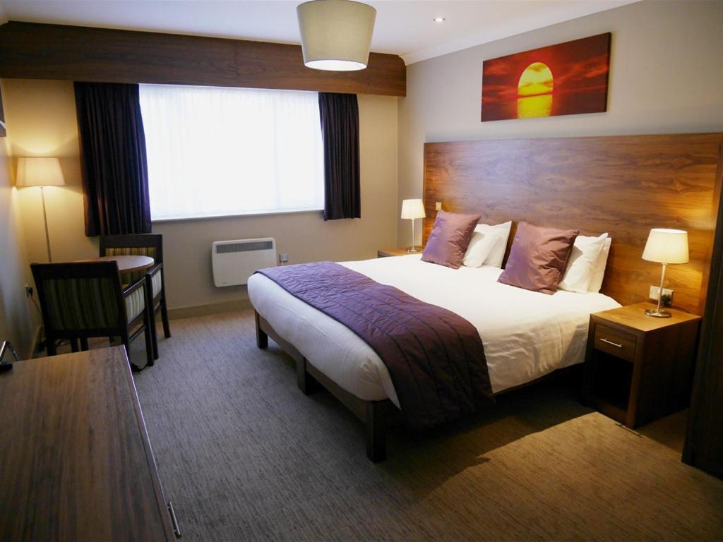 The White Hart Hotel สวินดอน ห้อง รูปภาพ